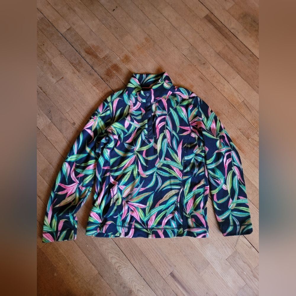 Tommy Bahama Tropical Lightweight Fleece Pullover, Size Medium - Picture 1 of 6